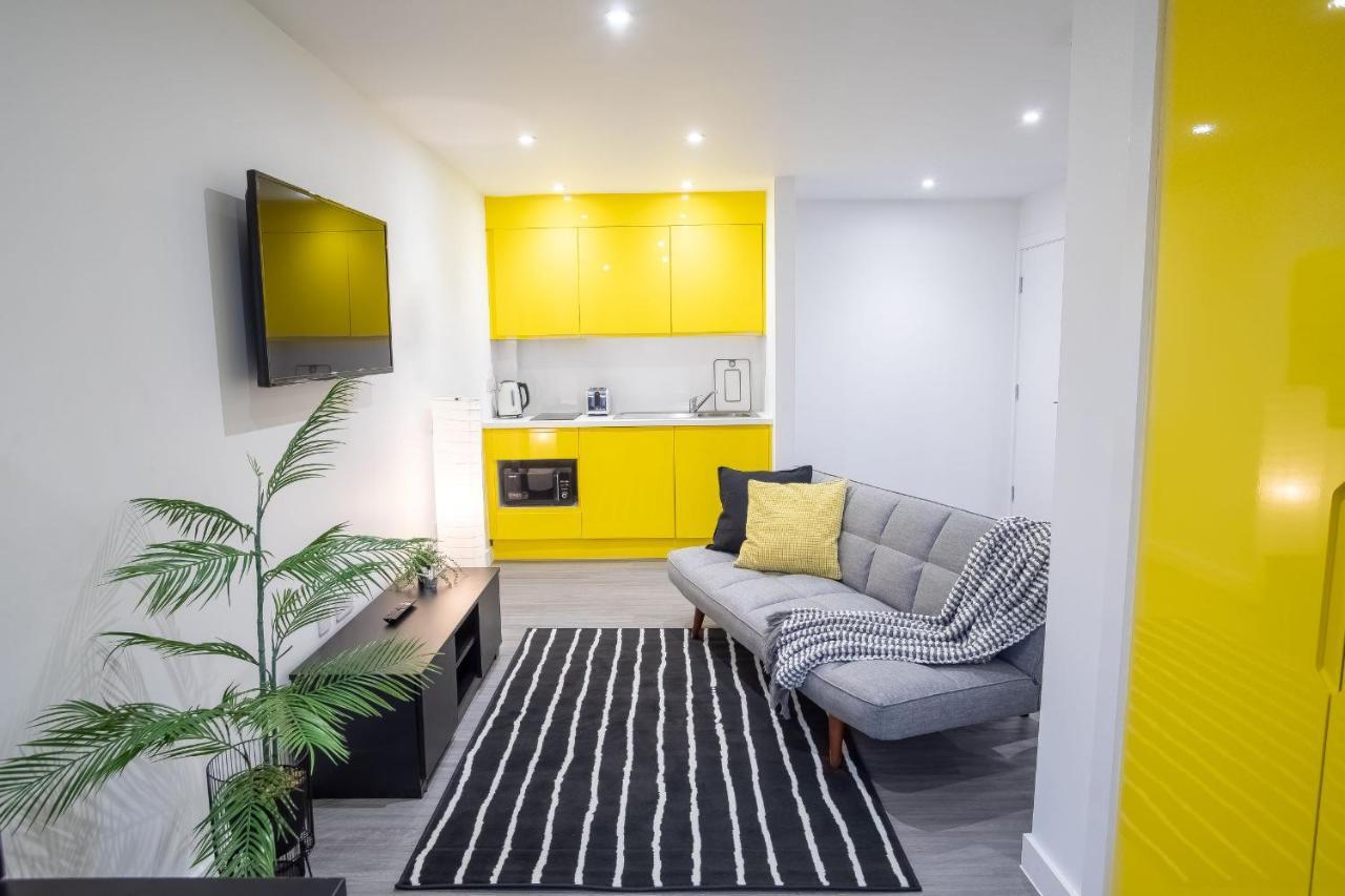 Royal Riverside Apartments Sheffield Centre - Opulent Living Exterior foto